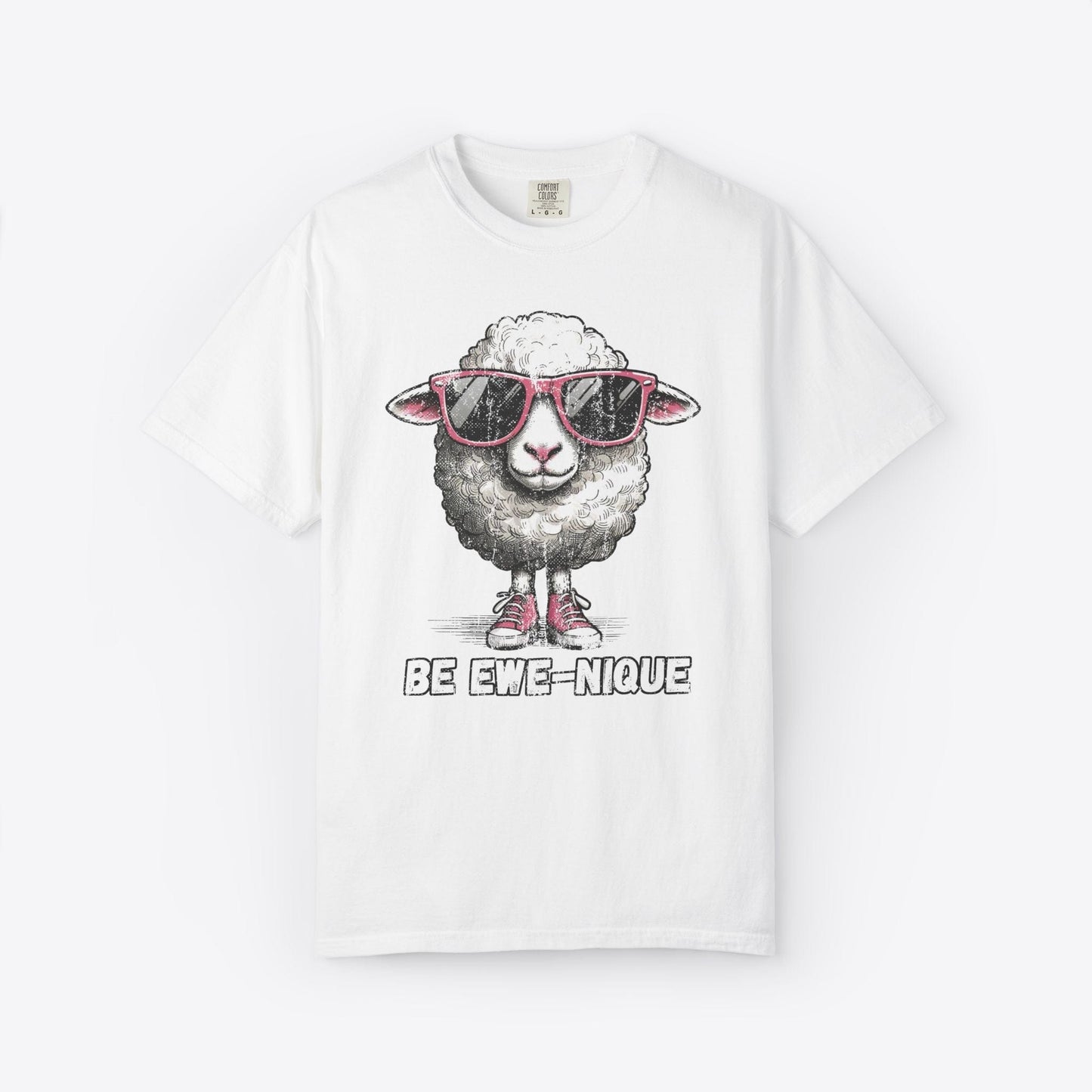 Be Ewe-Nique Light T-Shirt